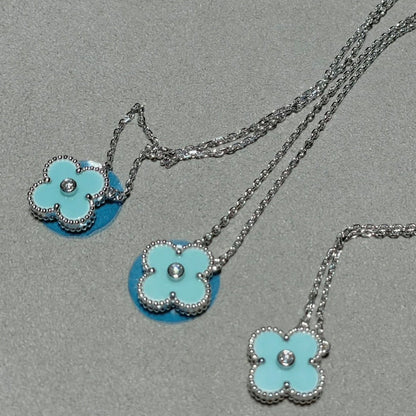 [⭐moonlume]CLOVER 1 DIAMOND LIGHT BLUE SILVER NECKLACE