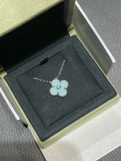 [⭐moonlume]CLOVER 1 DIAMOND LIGHT BLUE SILVER NECKLACE