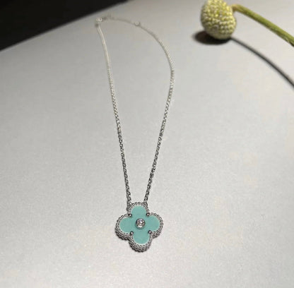 [⭐moonlume]CLOVER 1 DIAMOND LIGHT BLUE SILVER NECKLACE