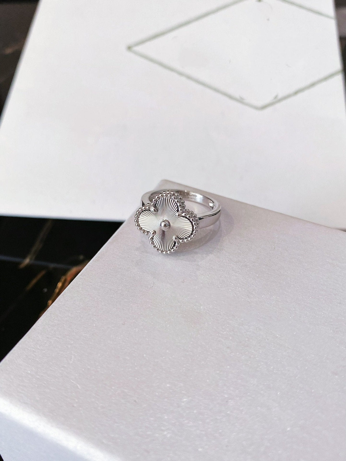 [⭐moonlume]CLOVER SILVER RING