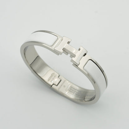 [⭐moonlume]H WHITE BRACELET