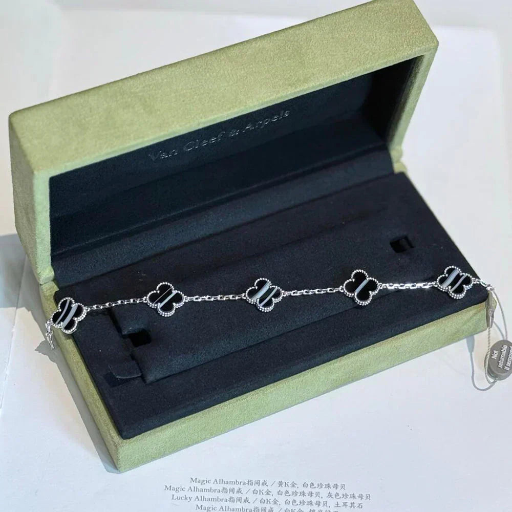 [⭐moonlume] CLOVER 5 MOTIF PULSAR STONE BRACELET COLLECTION