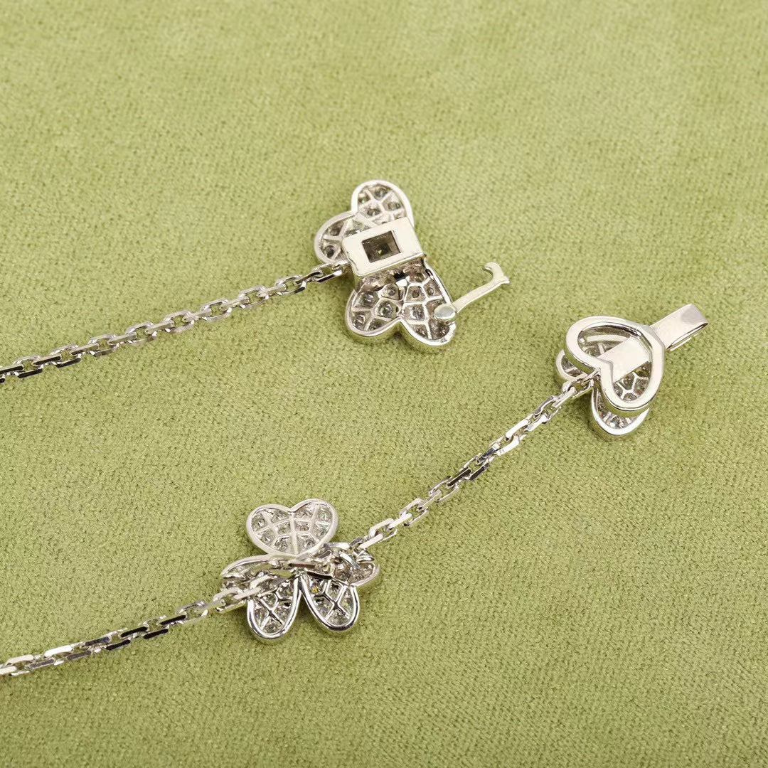 [⭐moonlume]FRIVOLE SILVER 9 FLOWERS NECKLACE