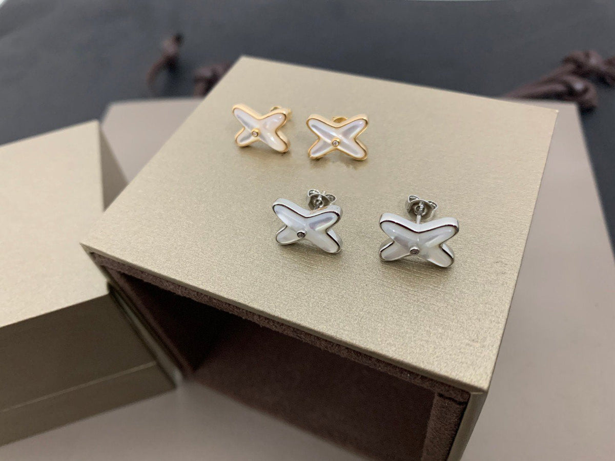 [⭐moonlume]JEUX DE WHITE MOP SILVER DIAMOND EARRINGS