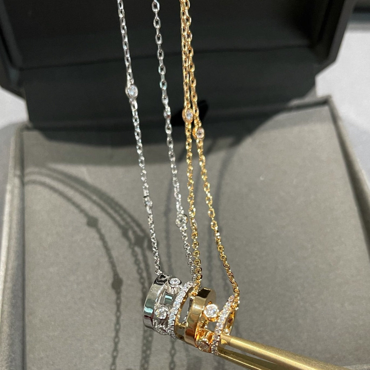 [⭐moonlume]CHAIN MOVE ROMANE PEDAND NECKLACE