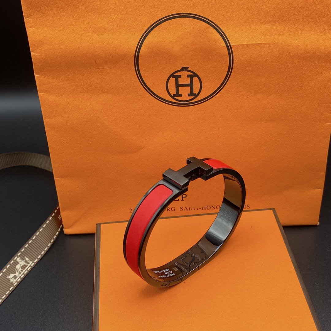 [⭐moonlume]CLIC HM SO BLACK RED BRACELET