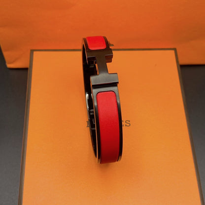 [⭐moonlume]CLIC HM SO BLACK RED BRACELET