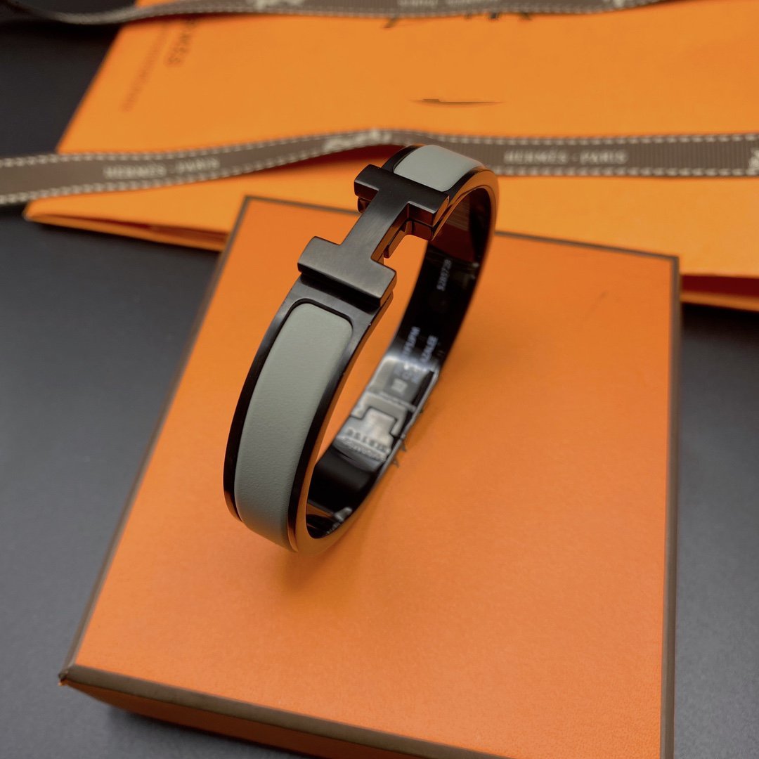 [⭐moonlume]CLIC HM SO BLACK GREY BRACELET