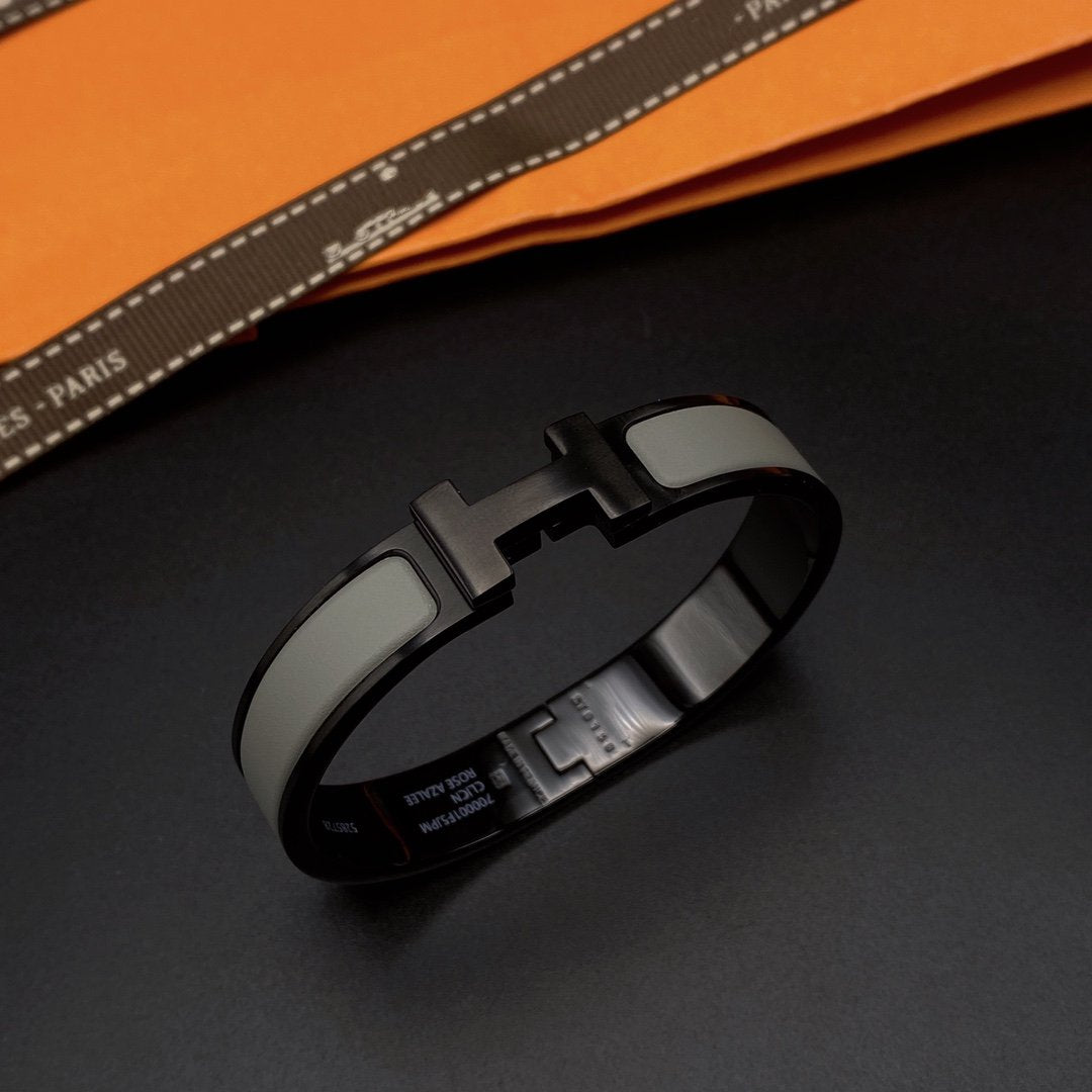 [⭐moonlume]CLIC HM SO BLACK GREY BRACELET