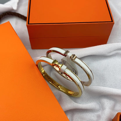 [⭐moonlume]CLASSIC HM CLIC WHITE 8MM ENAMEL BRACELET