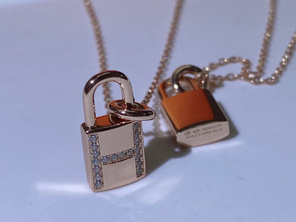 [⭐moonlume]HM ADVANCED NICHE LOCK HEAD NECKLACE DIAMONDS