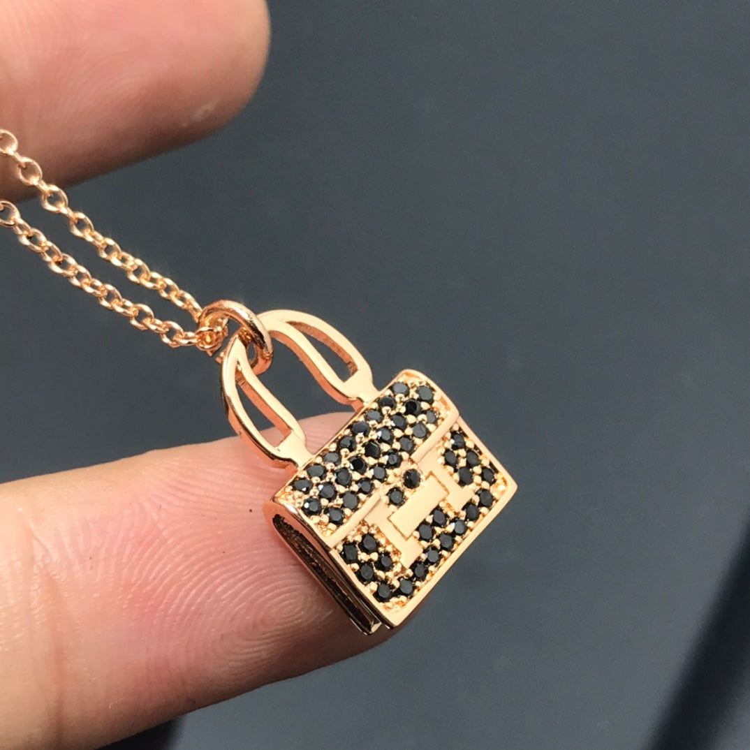 [⭐moonlume]HM NECKLACE ARRIVAL BLACK DIAMOND