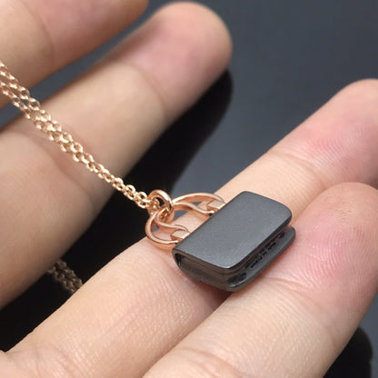 [⭐moonlume]WOMEN'S HM AMULETTES CONSTANCE PENDANT NECKLACE
