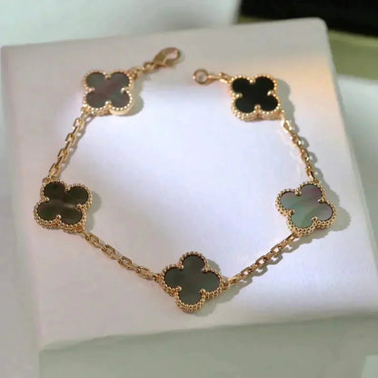 [⭐moonlume] CLOVER 5 MOTIF GRAY MOP BRACELET COLLECTION