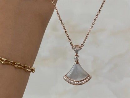 [⭐moonlume]DREAM NECKLACE MOP PINK GOLD DIAMOND
