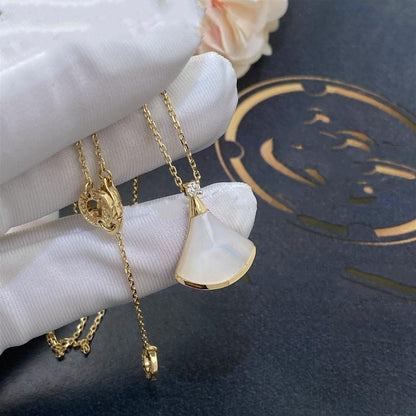 [⭐moonlume]DREAM NECKLACE WHITE MOP GOLD 1 DIAMOND