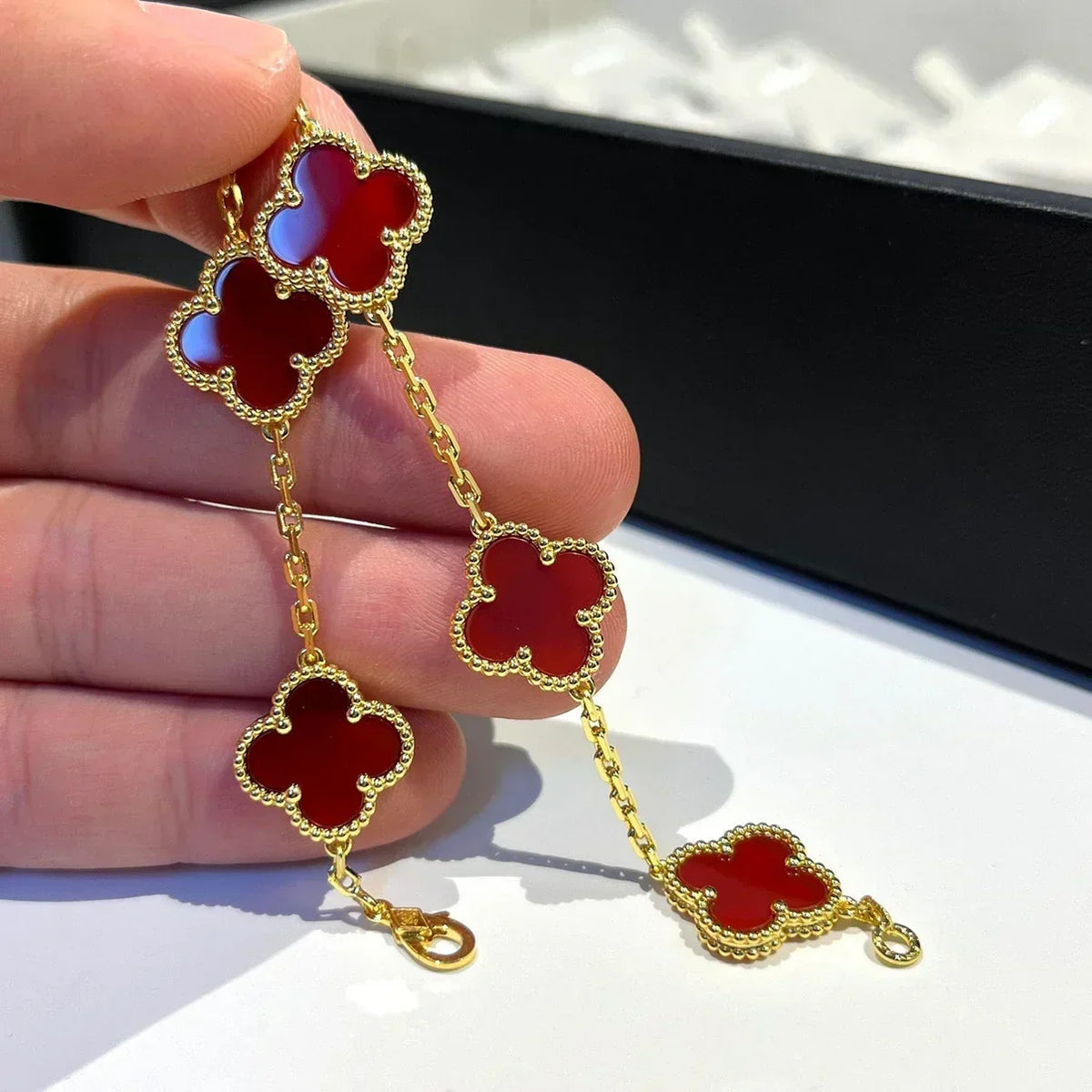 [⭐moonlume] CLOVER 5 MOTIF RED CORNELIAN BRACELET COLLECTION