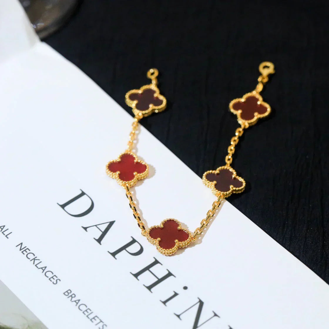 [⭐moonlume] CLOVER 5 MOTIF RED CORNELIAN BRACELET COLLECTION