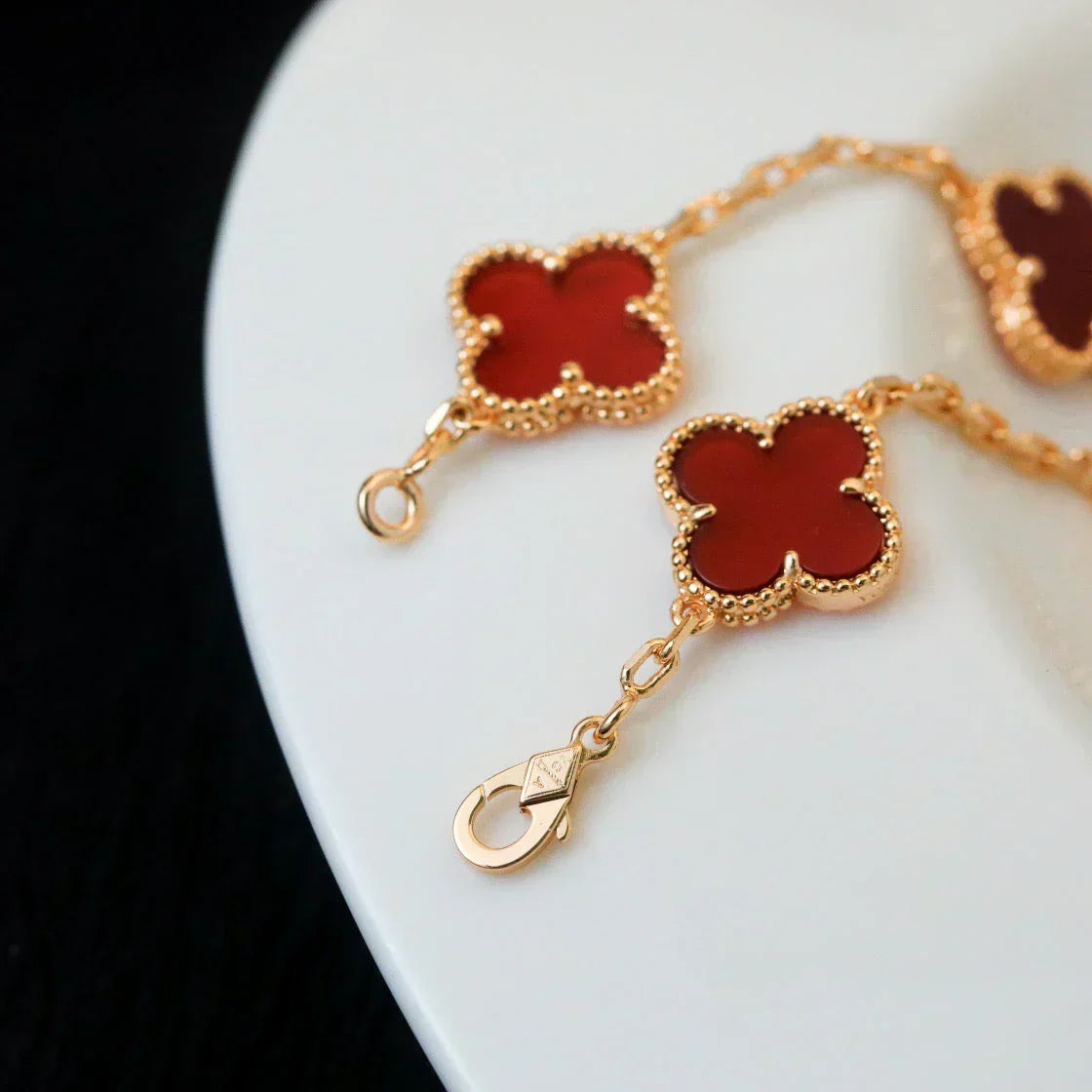 [⭐moonlume] CLOVER 5 MOTIF RED CORNELIAN BRACELET COLLECTION