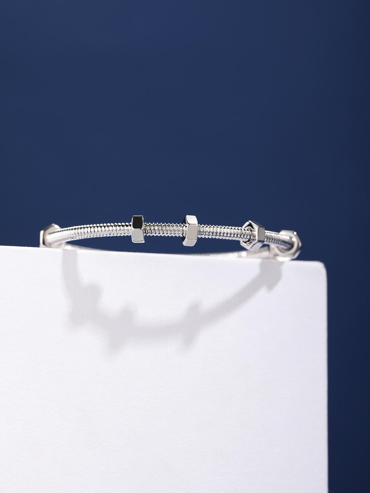 [⭐moonlume jewelrys]CT THREADED BRACELET