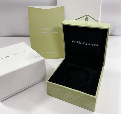 [⭐moonlume]CLOVER 15MM LASER NECKLACE AND BOX