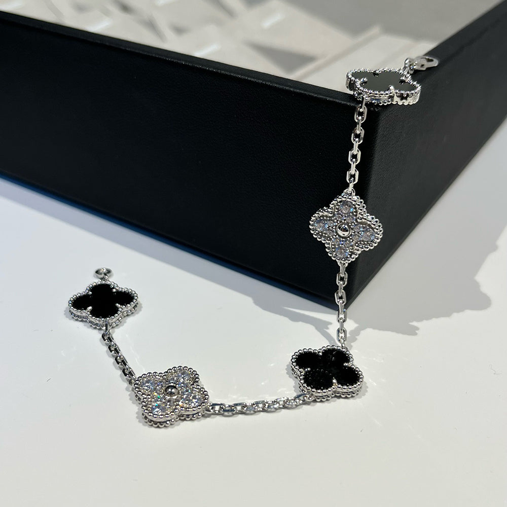 [⭐moonlume] CLOVER 5 MOTIF ONYXS BRACELET COLLECTION