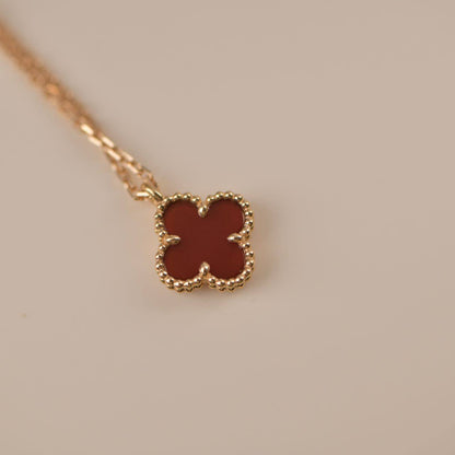 [⭐moonlume]CLOVER MINI 9.5MM WHITE CARNELIANS NECKLACE