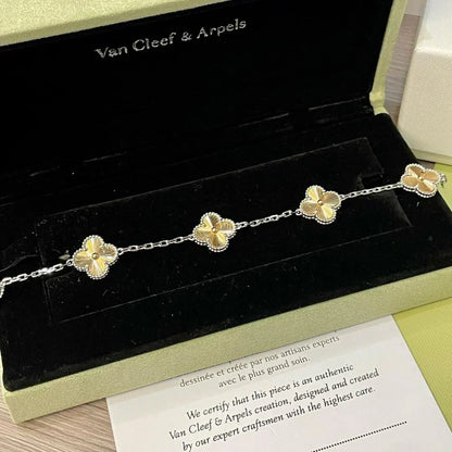 [⭐moonlume] CLOVER 5 MOTIF LASER BRACELET COLLECTION
