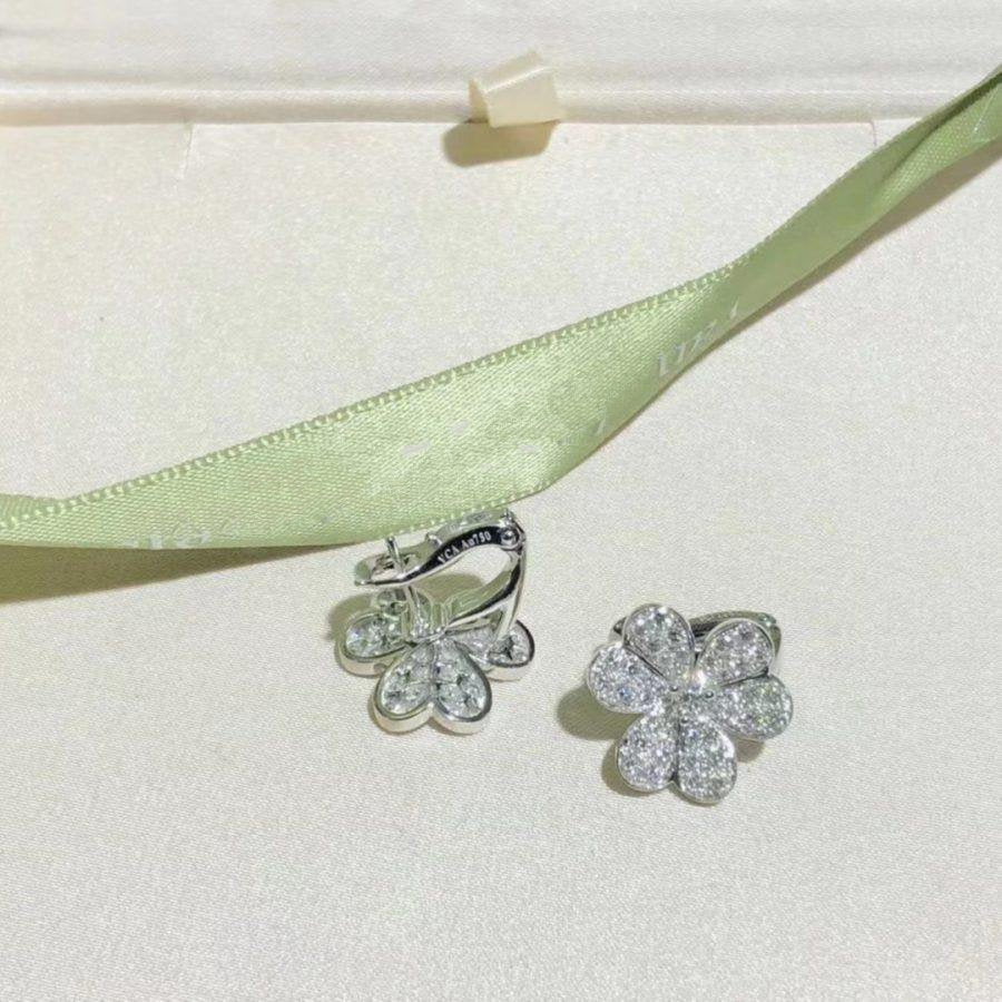 [⭐moonlume]FRIVOLE SILVER FLOWER DIAMOND EARRINGS