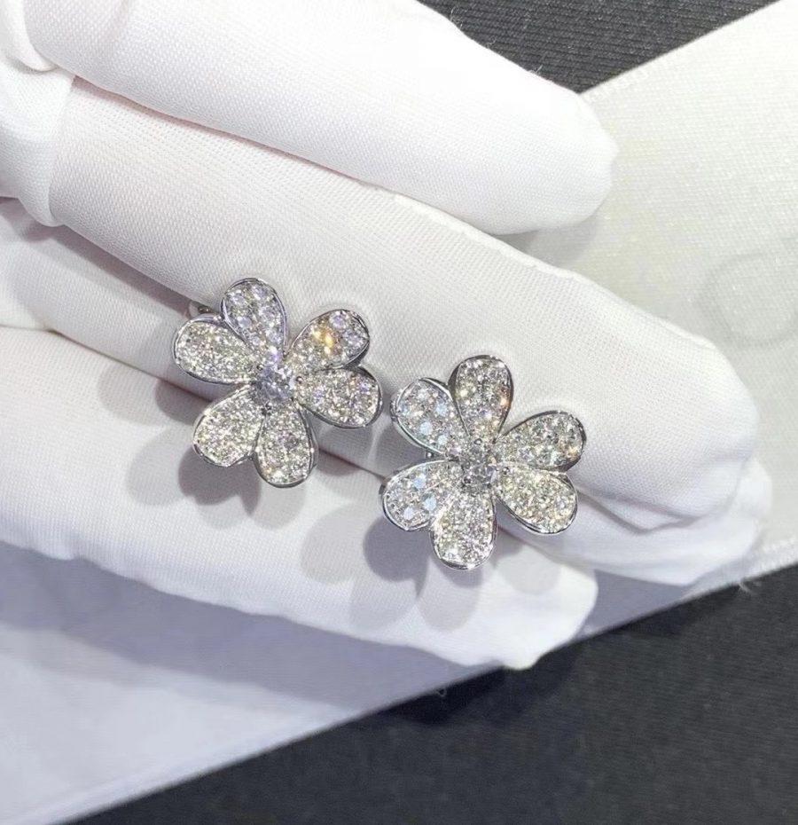 [⭐moonlume]FRIVOLE SILVER FLOWER DIAMOND EARRINGS