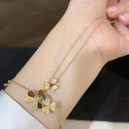 [⭐moonlume]FRIVOLE GOLD FLOWER NECKLACE