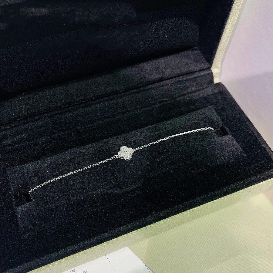 [⭐moonlume]CLOVER  SINGLE FLOWER BRACELET SILVER