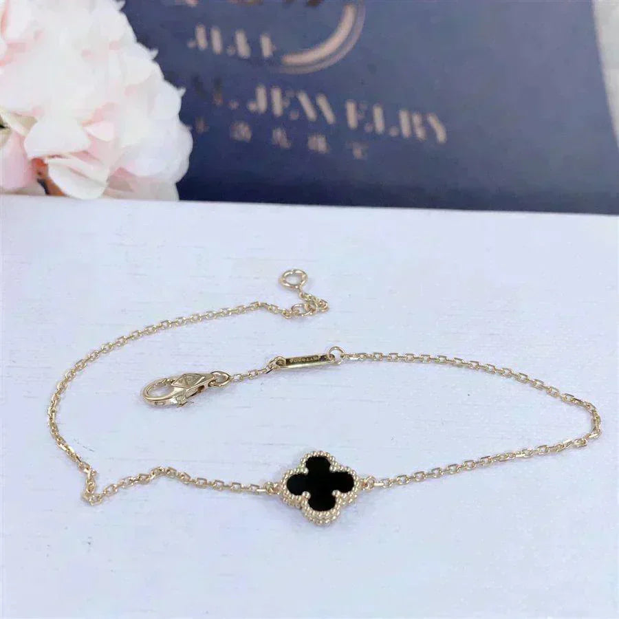 [⭐moonlume]CLOVER ONYX SINGLE FLOWER BRACELET