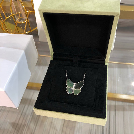 [⭐moonlume]LARGE BUTTERFLY SILVER PENDANT DIAMOND NECKLACE