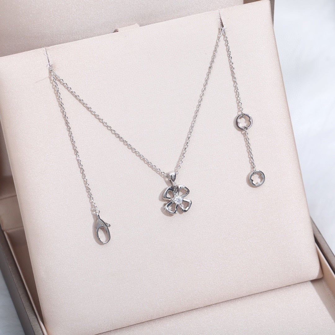 [⭐moonlume]FIOREVER NECKLACE DIAMOND CENTER