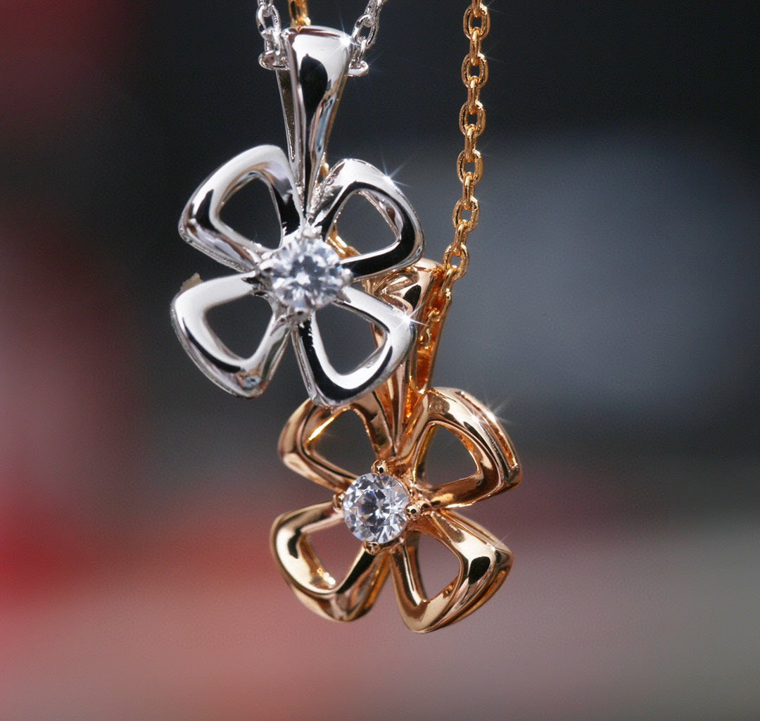 [⭐moonlume]FIOREVER NECKLACE DIAMOND CENTER