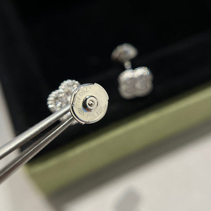 [⭐moonlume]CLOVER MINI DIAMOND STUD EARRINGS